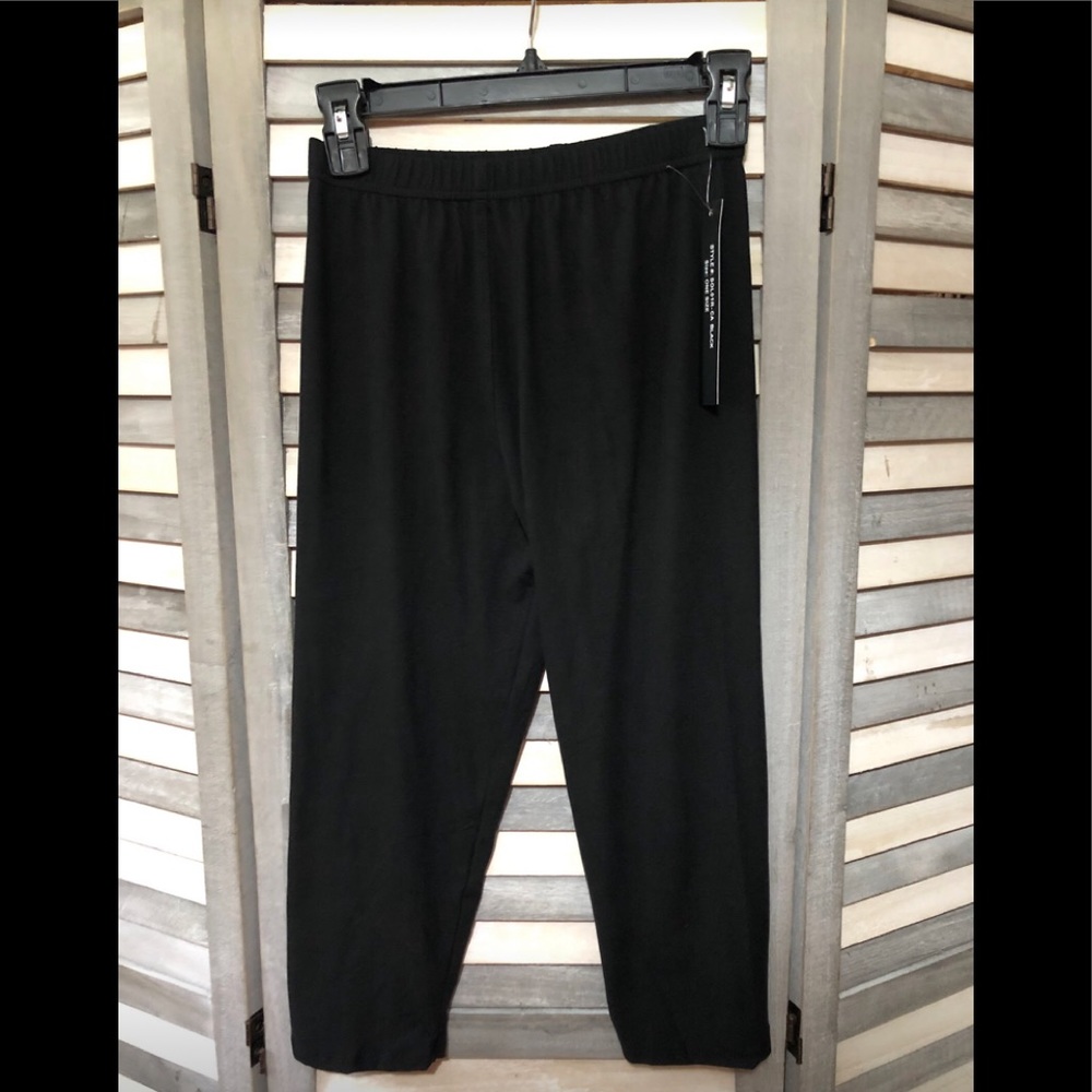 Black Capri Leggings